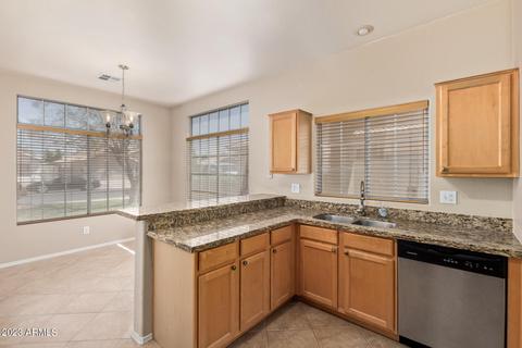 2541 E Contessa St, Mesa, AZ 85213 photo 9