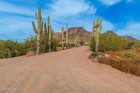 2033 N Sunset Rd, Apache Junction, AZ 85119 photo 4
