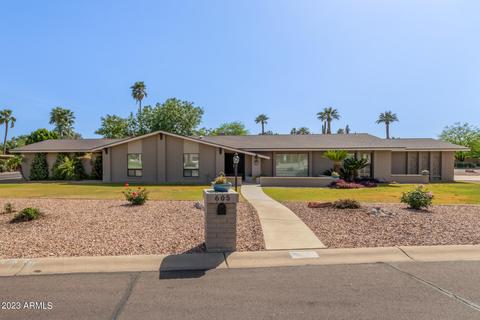 605 E Fairway Dr, Litchfield Park, AZ 85340