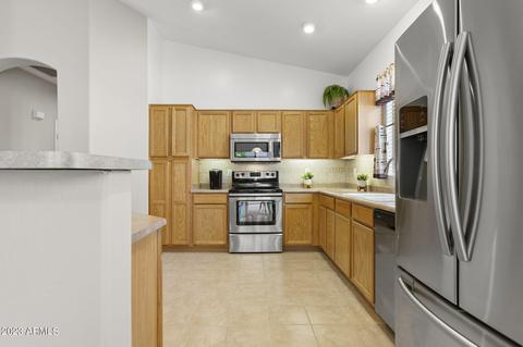 4560 E Murrieta Rd, Gilbert, AZ 85297 photo 10