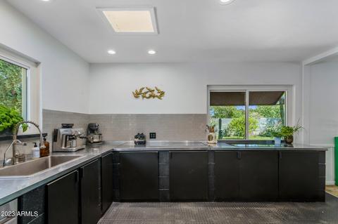 3350 E Vineyard Rd, Phoenix, AZ 85042 photo 11