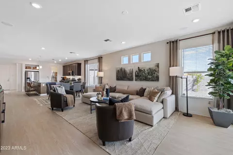 1686 W Inca Dr, Coolidge, AZ 85128