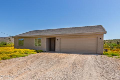 48627 N 6th Ave, New River, AZ 85087