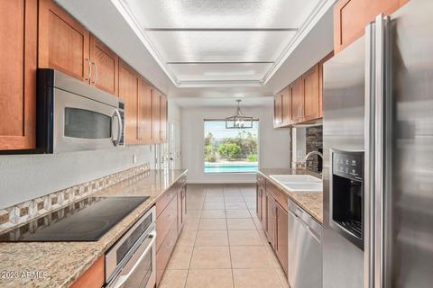 4016 E Cannon Dr, Phoenix, AZ 85028 photo 9