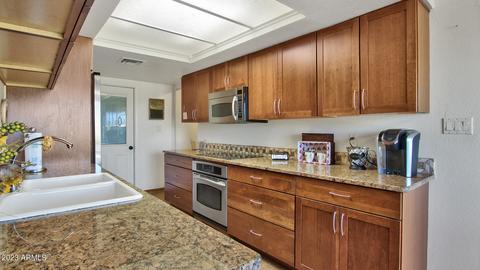 4016 E Cannon Dr, Phoenix, AZ 85028 photo 8