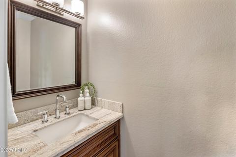 4527 E Gatewood Rd, Phoenix, AZ 85050 photo 14
