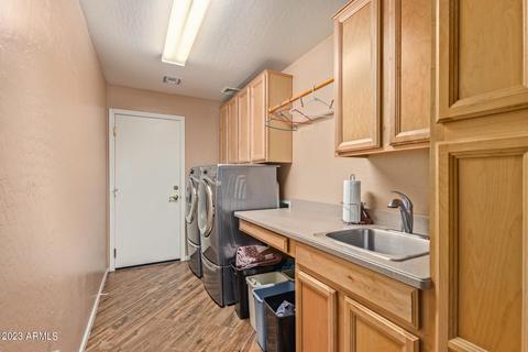305 E Dennisport Ct, Gilbert, AZ 85295 photo 33