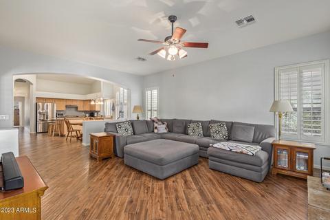 305 E Dennisport Ct, Gilbert, AZ 85295 photo 12