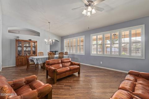 305 E Dennisport Ct, Gilbert, AZ 85295 photo 7