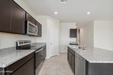 3269 W Seaver Ave, Apache Junction, AZ 85120 photo 3