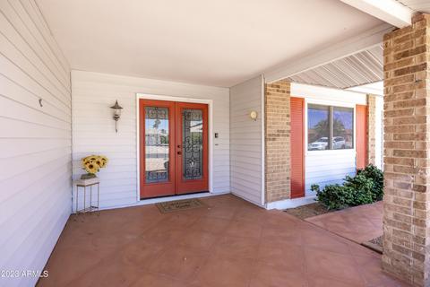 10239 W Twin Oaks Dr, Sun City, AZ 85351