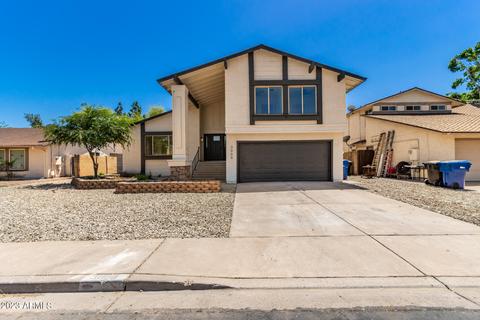 3009 E Hampton Cir, Mesa, AZ 85204