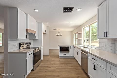 3009 E Hampton Cir, Mesa, AZ 85204 photo 17