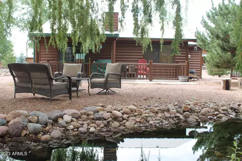 2342 S Buffalo Loop, Overgaard, AZ 85933 photo 2