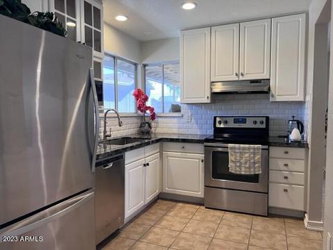 8870 W Meadow Dr, Peoria, AZ 85382