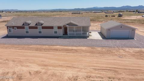 2337 W Hard Cider Trl, Paulden, AZ 86334