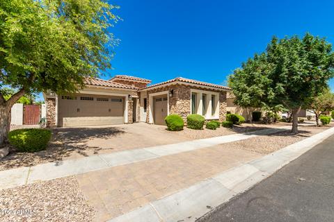 2908 E Maplewood St, Gilbert, AZ 85297 photo 3