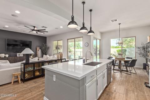 2908 E Maplewood St, Gilbert, AZ 85297 photo 14