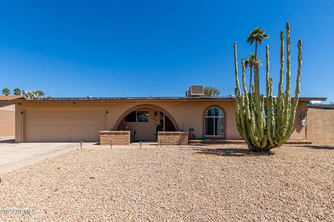 3928 E Sunnyside Dr, Phoenix, AZ 85028