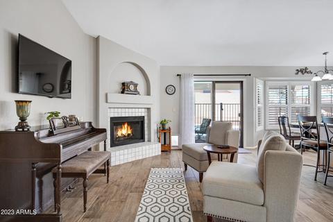 2558 E Indigo Brush Rd, Phoenix, AZ 85048 photo 9