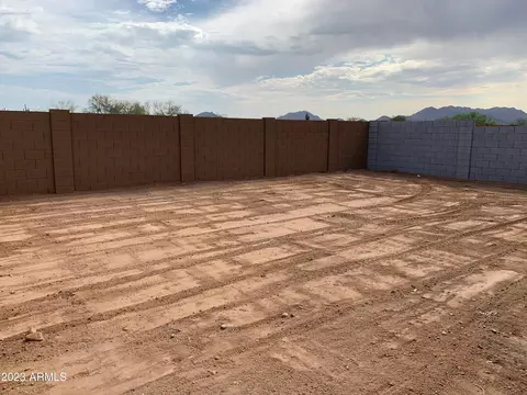 6134 E Louise Dr, Phoenix, AZ 85054 photo 5