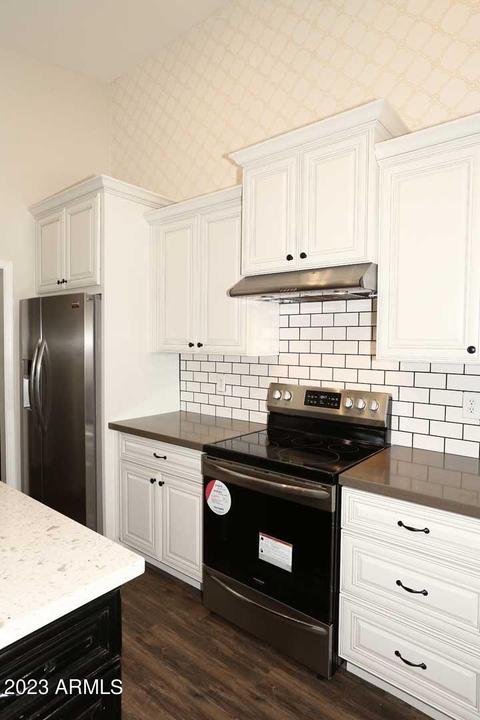 2647 E South Fork Dr, Phoenix, AZ 85048 photo 9