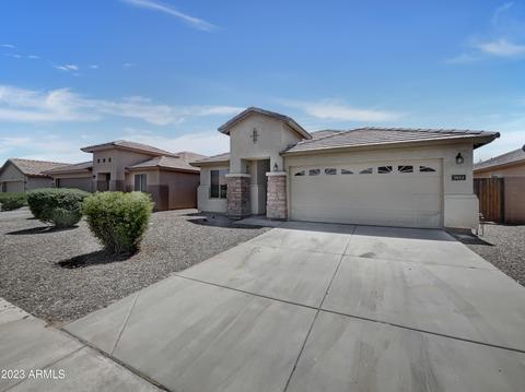 3611 E Alamo St, San Tan Valley, AZ 85140