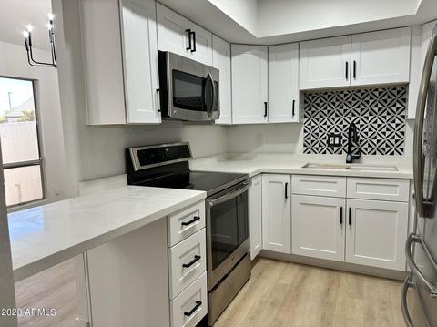 1136 E Kaler Dr, Phoenix, AZ 85020 photo 8