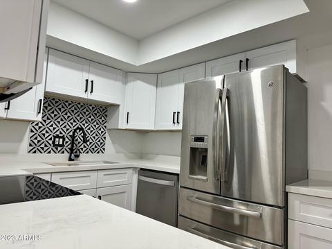 1136 E Kaler Dr, Phoenix, AZ 85020 photo 9