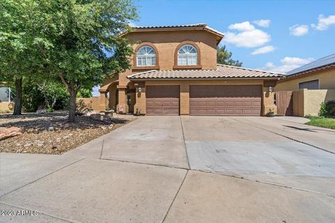 346 E Saratoga Ct, Gilbert, AZ 85296