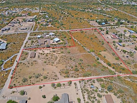 118 W Leann Ln, New River, AZ 85087