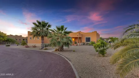21025 W Madre Del Oro Dr, Wittmann, AZ 85361