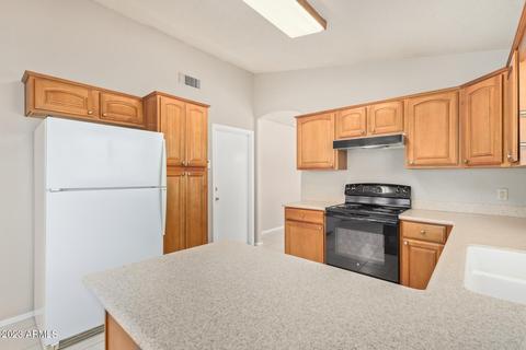 4238 E Morrow Dr, Phoenix, AZ 85050 photo 10