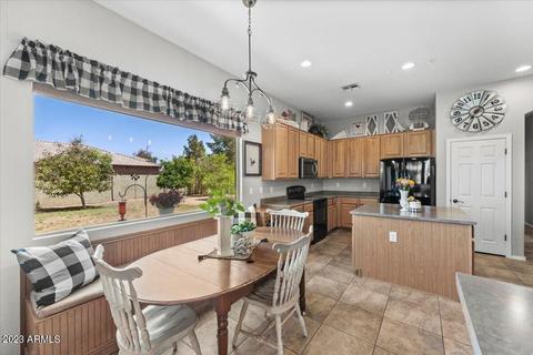 2176 S Heritage Dr, Gilbert, AZ 85296 photo 5