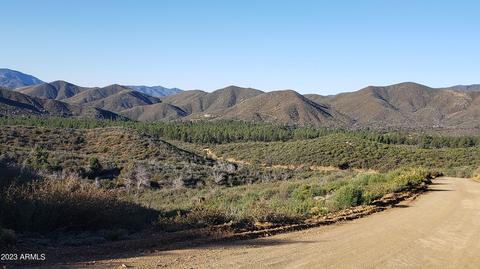 000 Mayer Bolada Rd - 058d -- #-, Mayer, AZ 86333