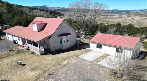 827 E 1st Ln, Eagar, AZ 85925 photo 2
