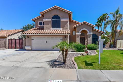7227 W Los Gatos Dr, Glendale, AZ 85310
