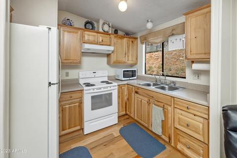 2375 Hillside Loop Rd, Prescott, AZ 86301 photo 7