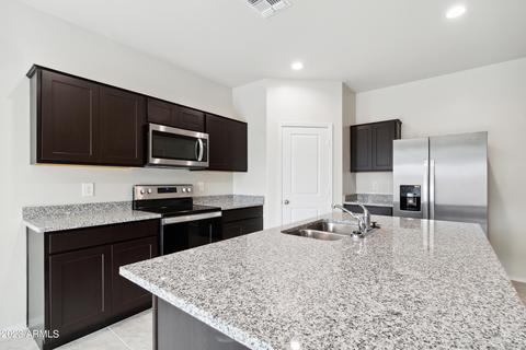 3137 W Seaver Ave, Apache Junction, AZ 85117 photo 2