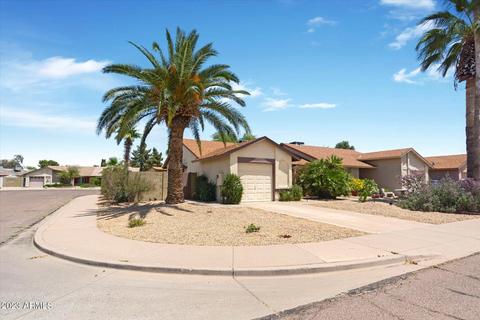 1832 E Sandra Ter, Phoenix, AZ 85022 photo 3