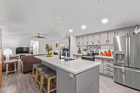 2901 W Tepee St, Apache Junction, AZ 85120 photo 7