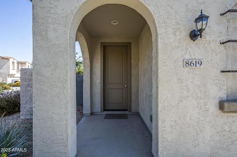 8619 E Desert Ln, Mesa, AZ 85209 photo 5