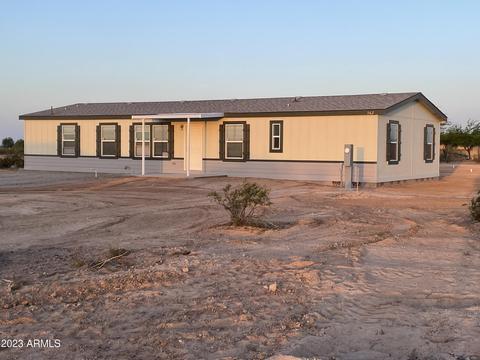 157 S 352 Dr, Tonopah, AZ 85354