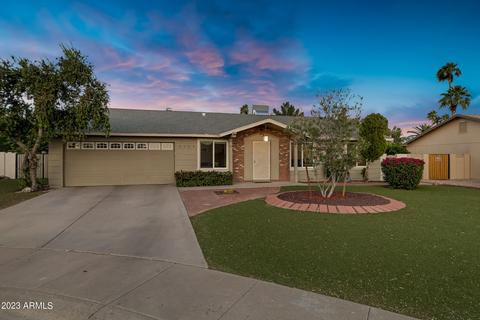 5154 E Tunder Dr, Phoenix, AZ 85044 photo 2