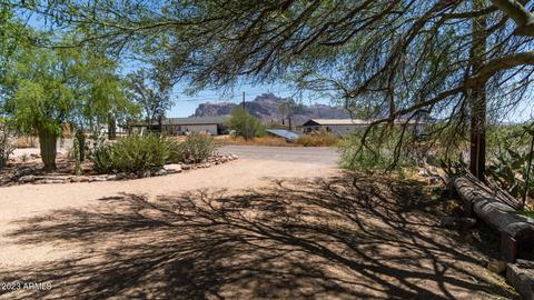 2570 E Scenic St, Apache Junction, AZ 85119 photo 8