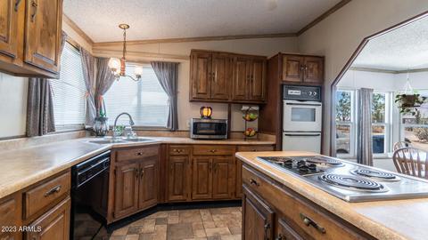 2570 E Scenic St, Apache Junction, AZ 85119 photo 26