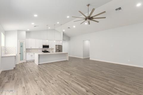 7041 N 14th Pl, Phoenix, AZ 85020 photo 12