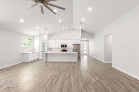 7041 N 14th Pl, Phoenix, AZ 85020 photo 11