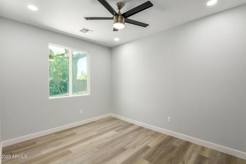 7041 N 14th Pl, Phoenix, AZ 85020 photo 24
