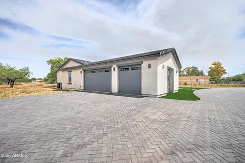 4852 W Sunrise Dr, Laveen, AZ 85339